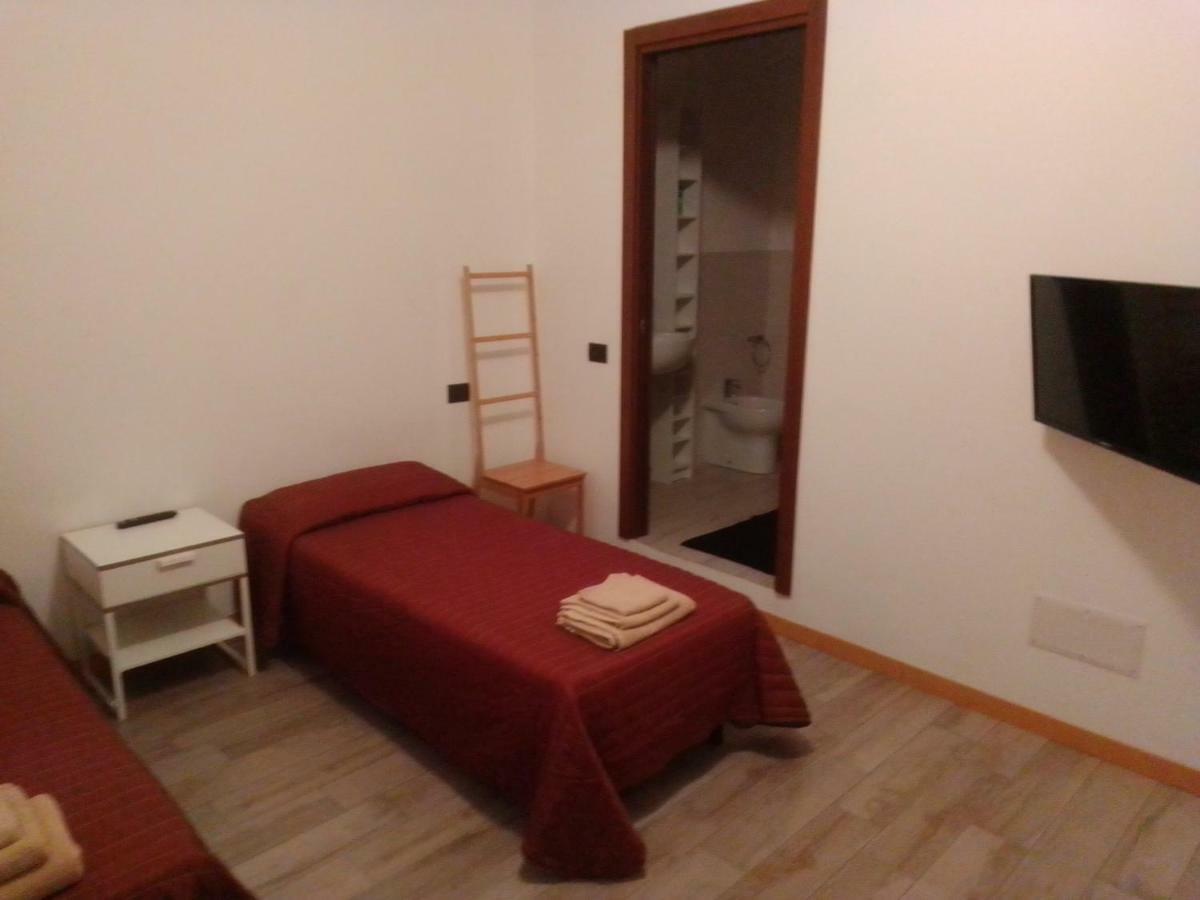 Hotel Al Terminal Somma Lombardo Zewnętrze zdjęcie
